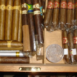 humidor 1.JPG