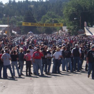 Hewlett, WY - a town of 400 overrun by 35,000 on Wed.