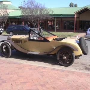 old car 2.JPG