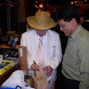 Getting LE boxes signed by Avo at CCC Heathrow March 16 2007