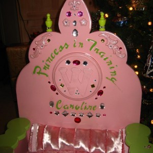 Caroline's Throne - Christmas Present