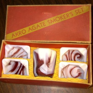 Akro Smokers Set