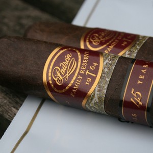 Padron 1964 45th Family Reserve