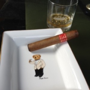 Macallan 18, Partagas Serie D No 4, Ralph Lauren Bear in Tux Ashtray