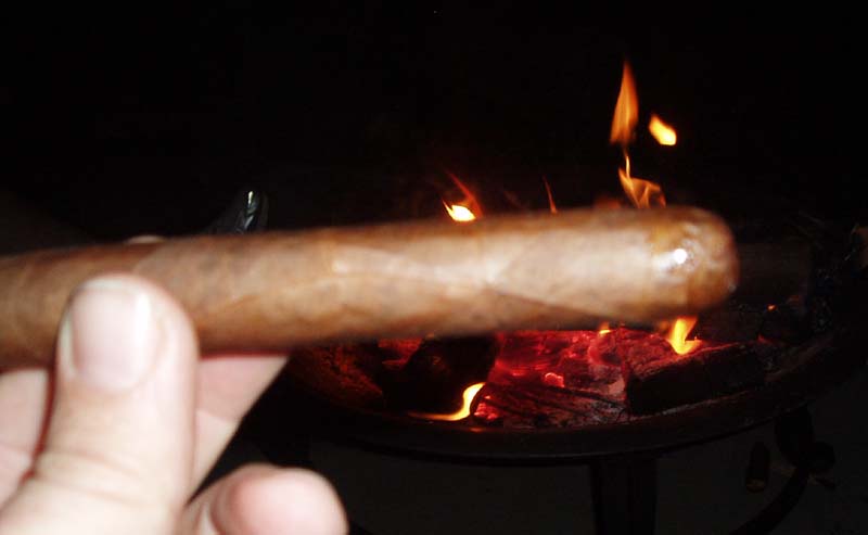Blind Cigar Review 01 - 01