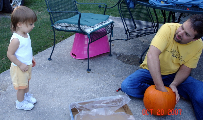 Carvin' the punkin 3