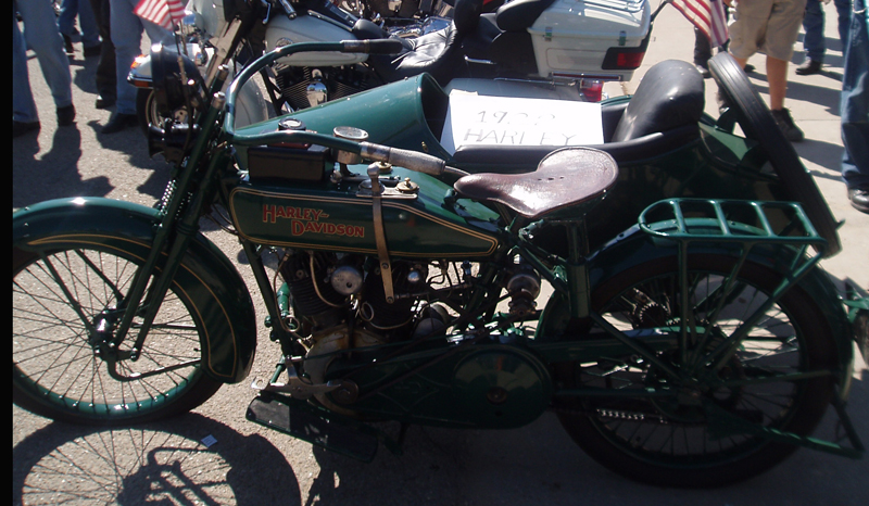 Classic Harley w/ Sidecar