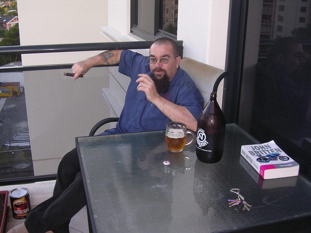 Dave n beer 2.JPG