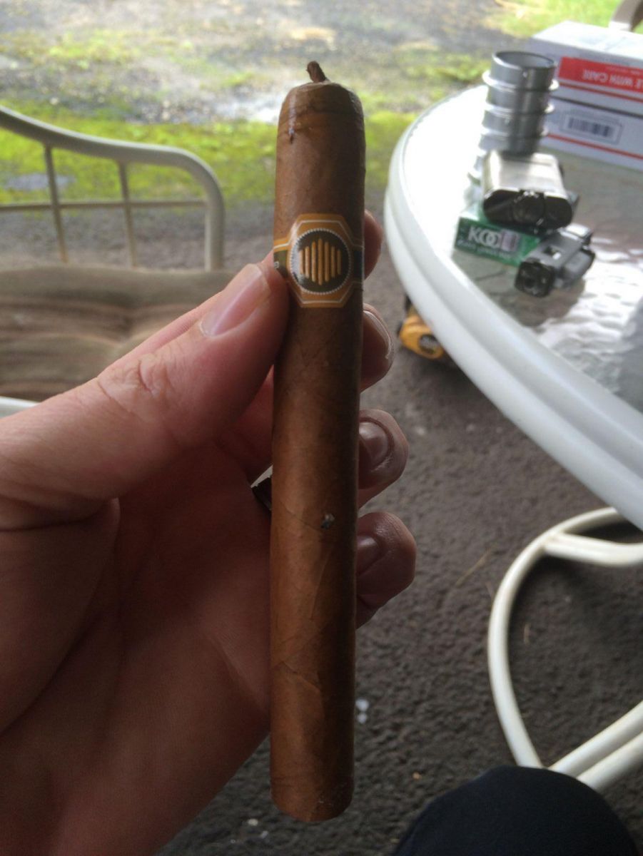 La Colmena by warped cigars