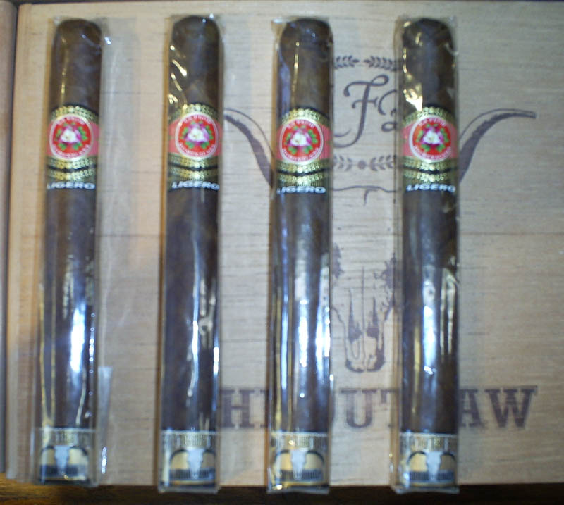 La Flor Dominicana 2007-1
