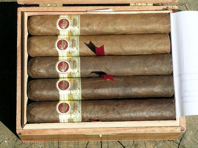 Padron 64 SI-15 Special Release_4