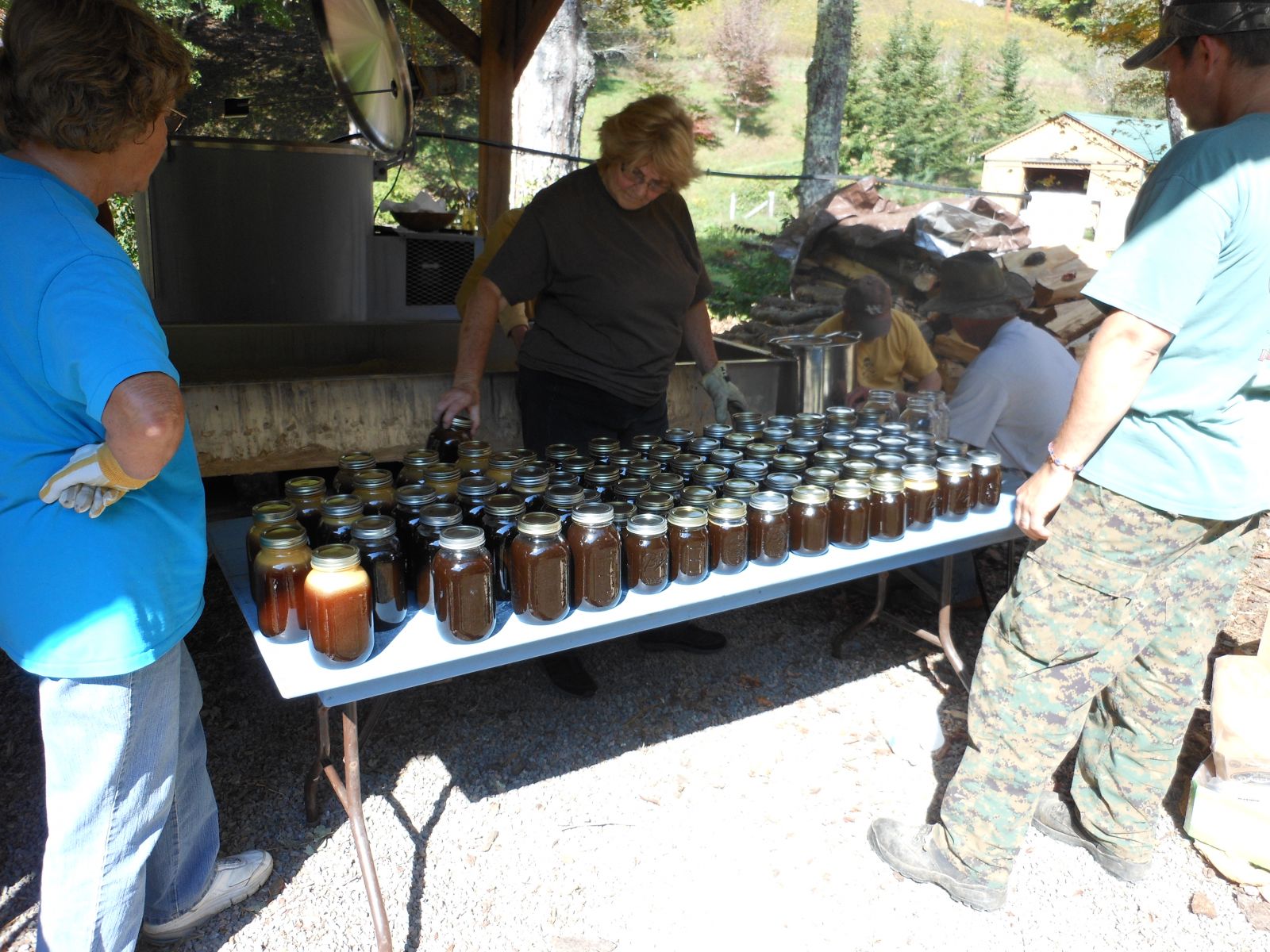 Syrup in the glass cans