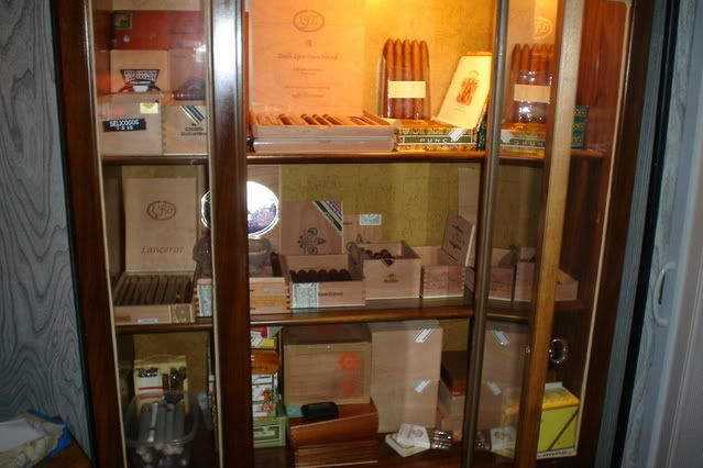 Cabinet1.jpg