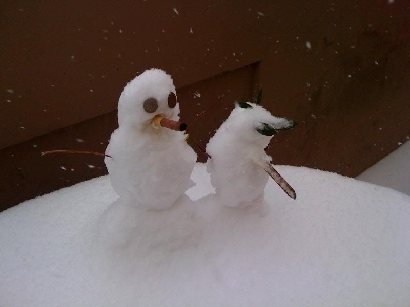 snowmencigar.jpg