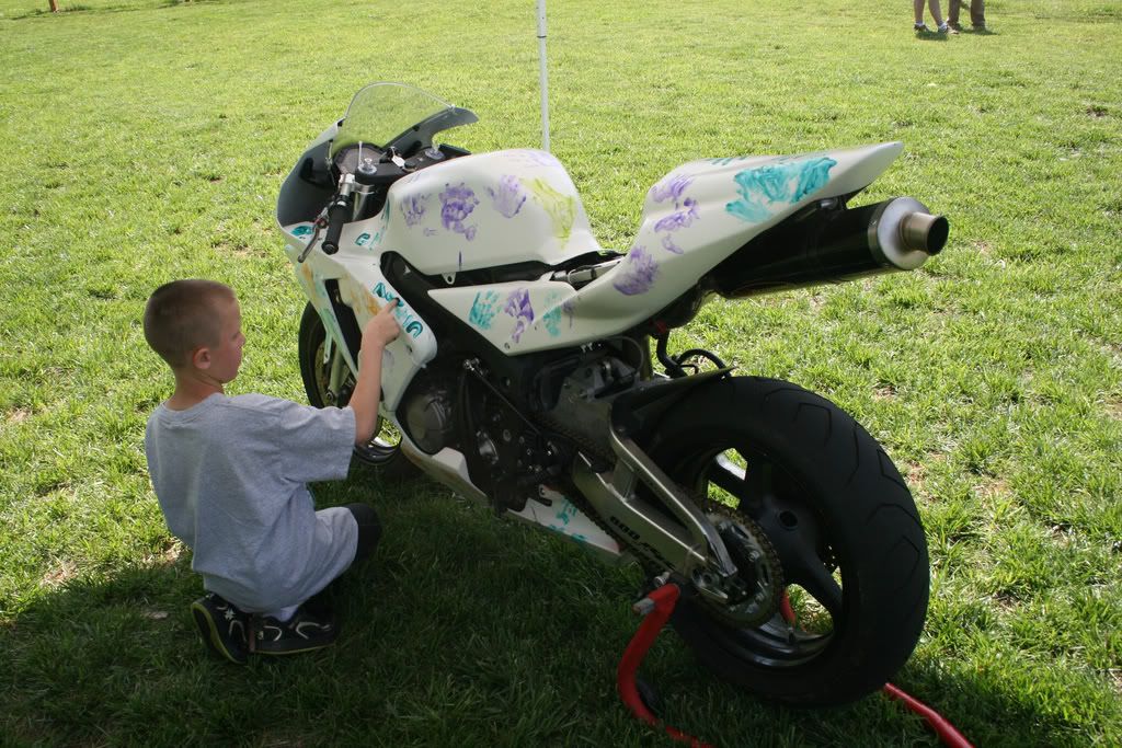 ERICSBIKE025.jpg