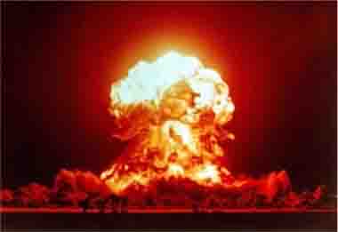 nuclear_explosion_380.jpg