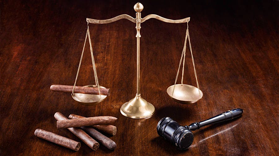 www.cigaraficionado.com