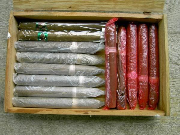 fnfreek915-img600x450-cigar3.jpg