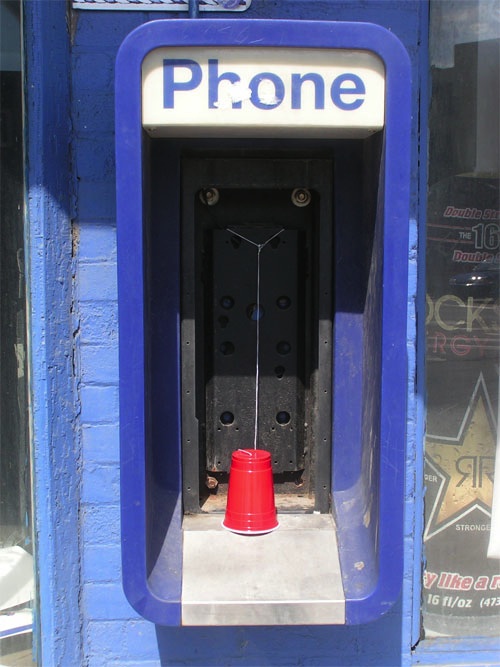 string-can-phonebooth-20080801-115730.jpg