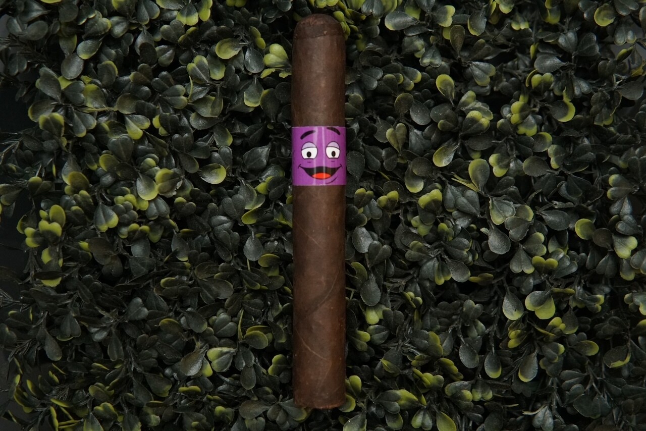communitycigar.com