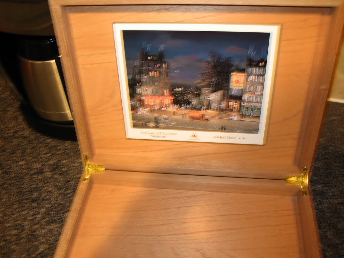 Box002.jpg