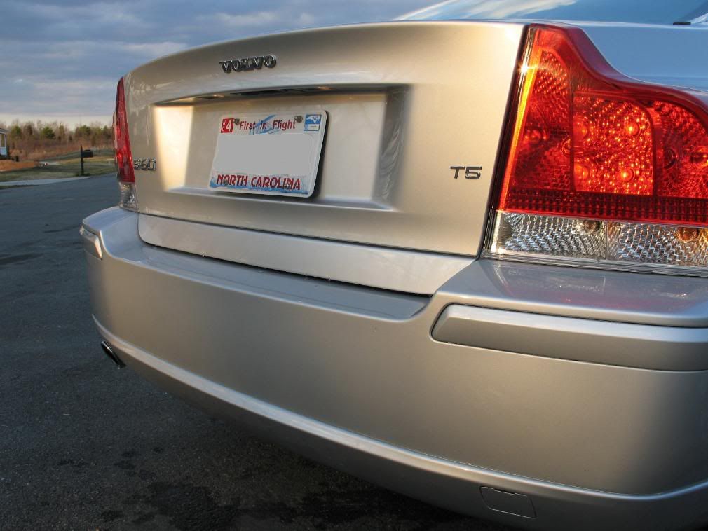 VolvoS60016.jpg