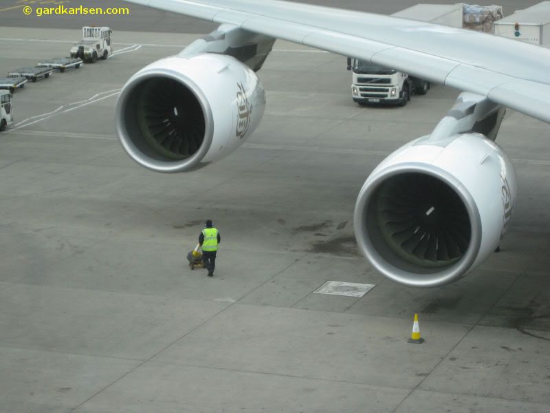 Emirates_A380_engines.jpg