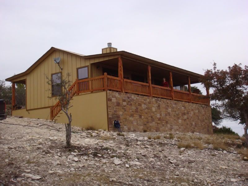 Cabin002.jpg