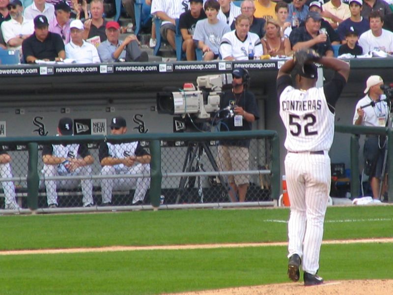 Jose_Contreras_pitching.jpg