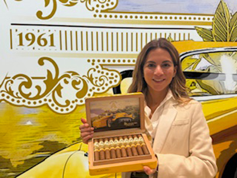 www.cigarjournal.com