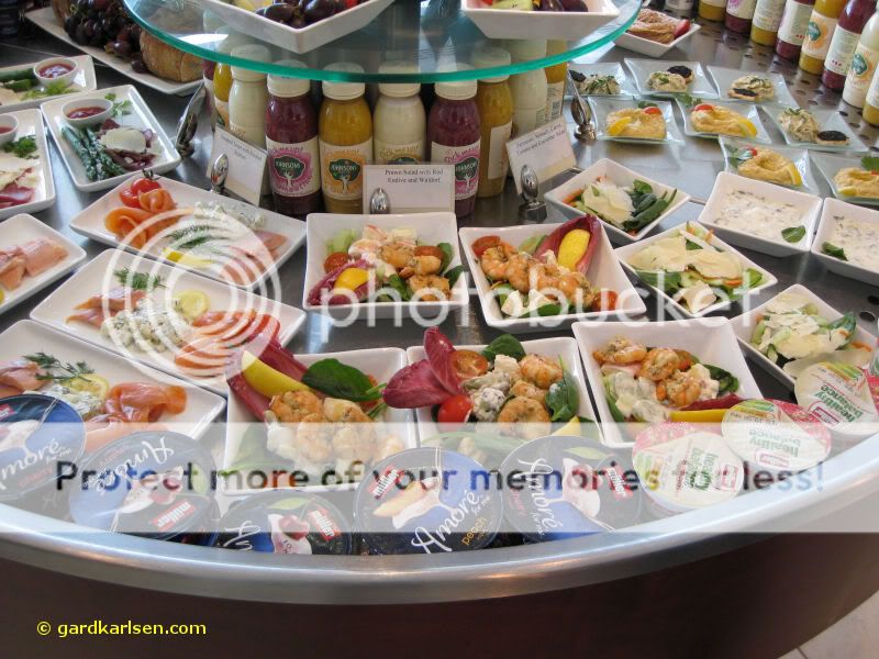 Cold_food_selection_Emirates_lounge.jpg